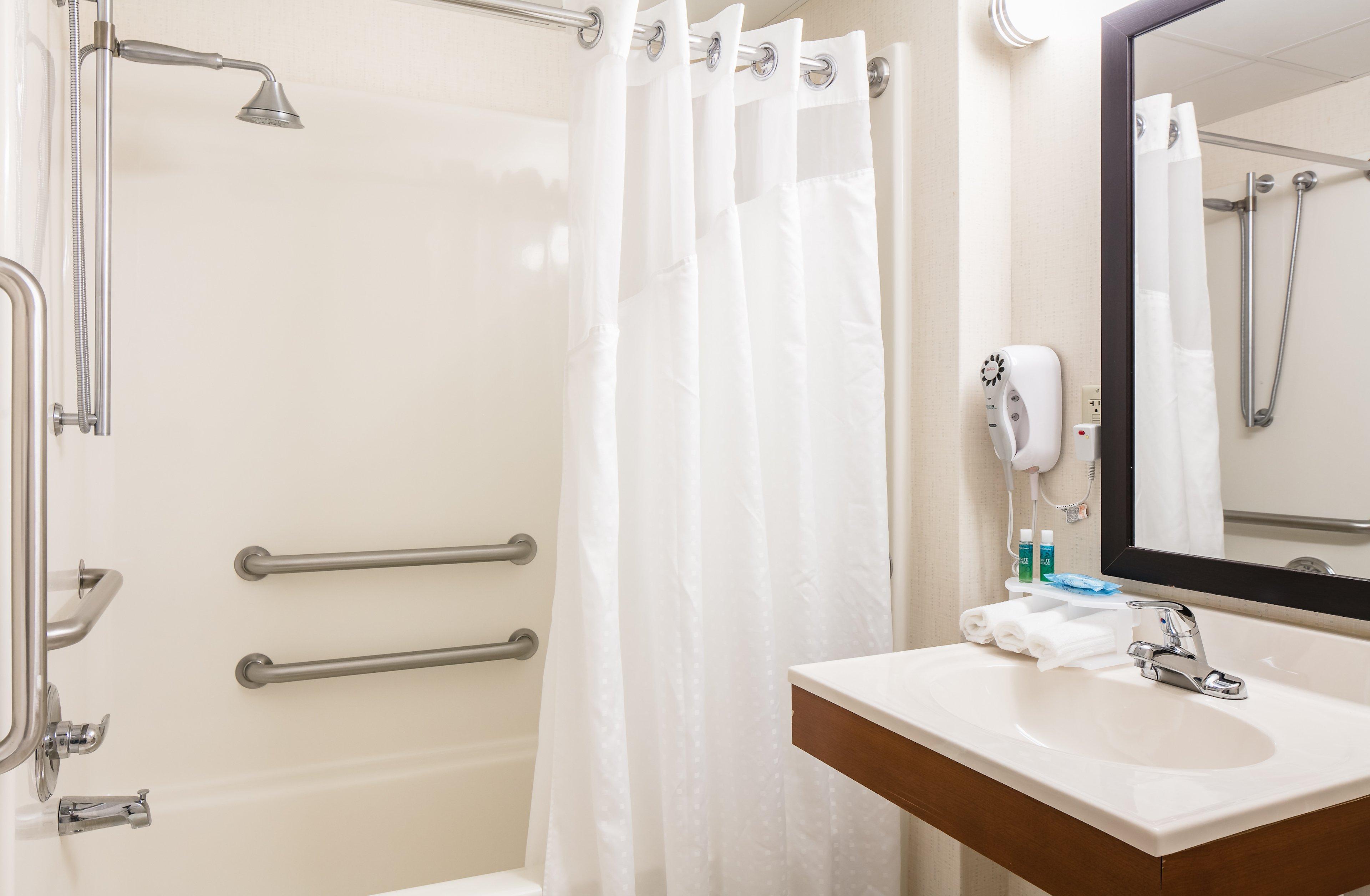 Holiday Inn Express Hotel & Suites Coralville By Ihg Extérieur photo